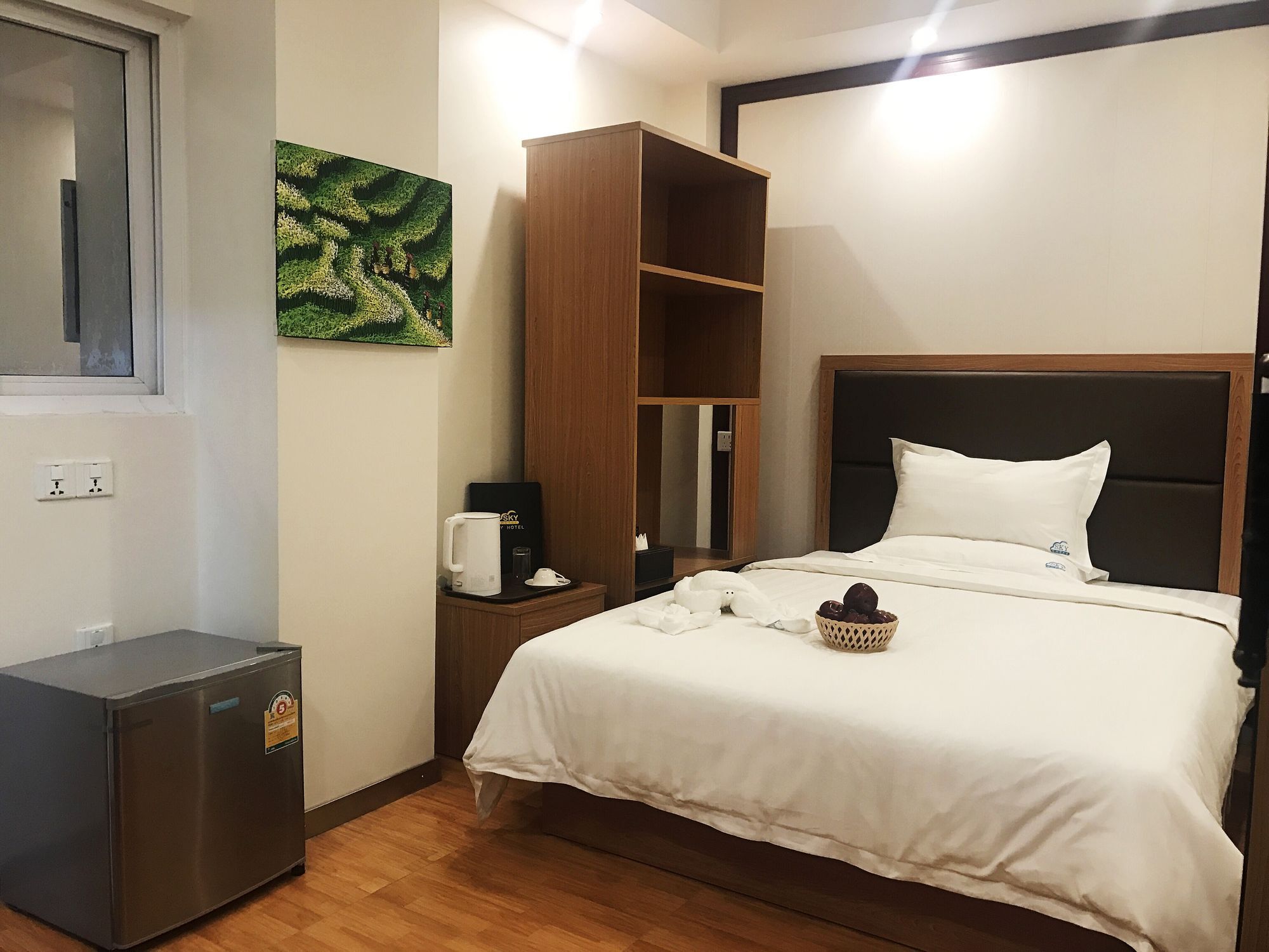 Sky Hotel 88 St. Янгон Экстерьер фото